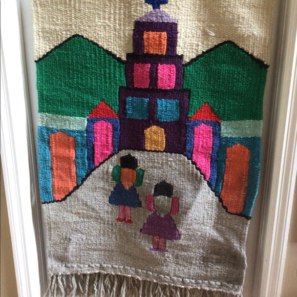 VTG Hand Woven Wool Wall Tapestry 27”x47” - Picture 7 of 7